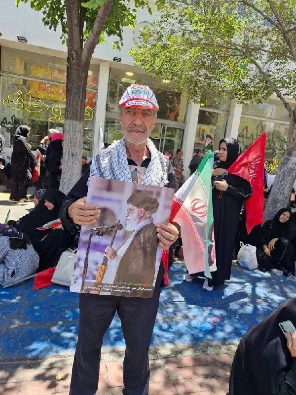 میزبانی مشهد از پیکر رهبر شهید/ حضور بیش از ۴۷۰۰ میهمان خارجی در مراسم تشییع و تدفین پیکرها