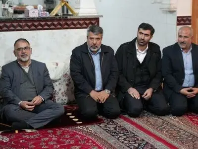در موضوع خانواده و جمعیت مولد و رشد فرزندآوری همه باید همکاری کنند
