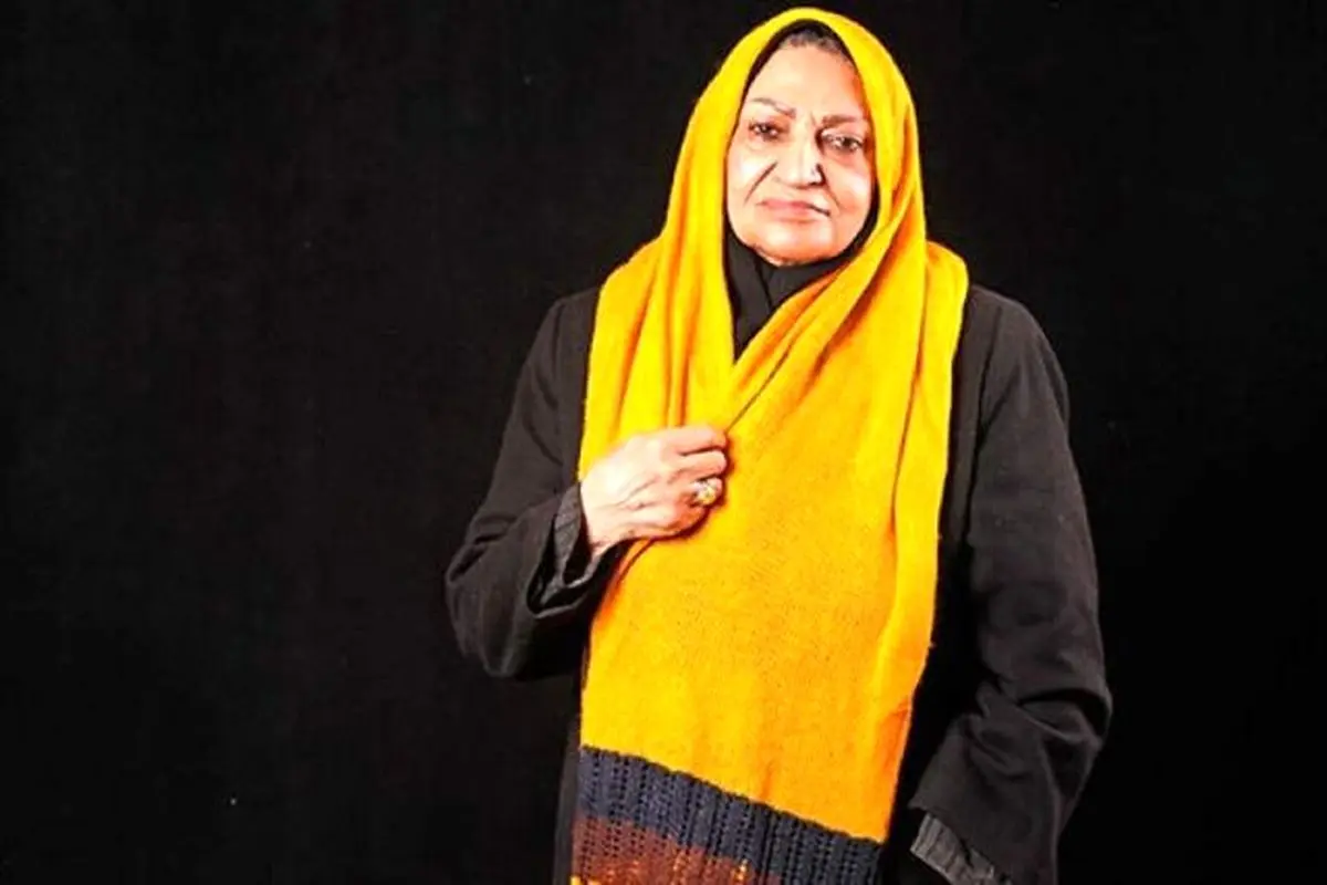 راضیه تجار برای ایران نوشت: یک وجب از دامانت را به دست غیر نمی‌دهیم