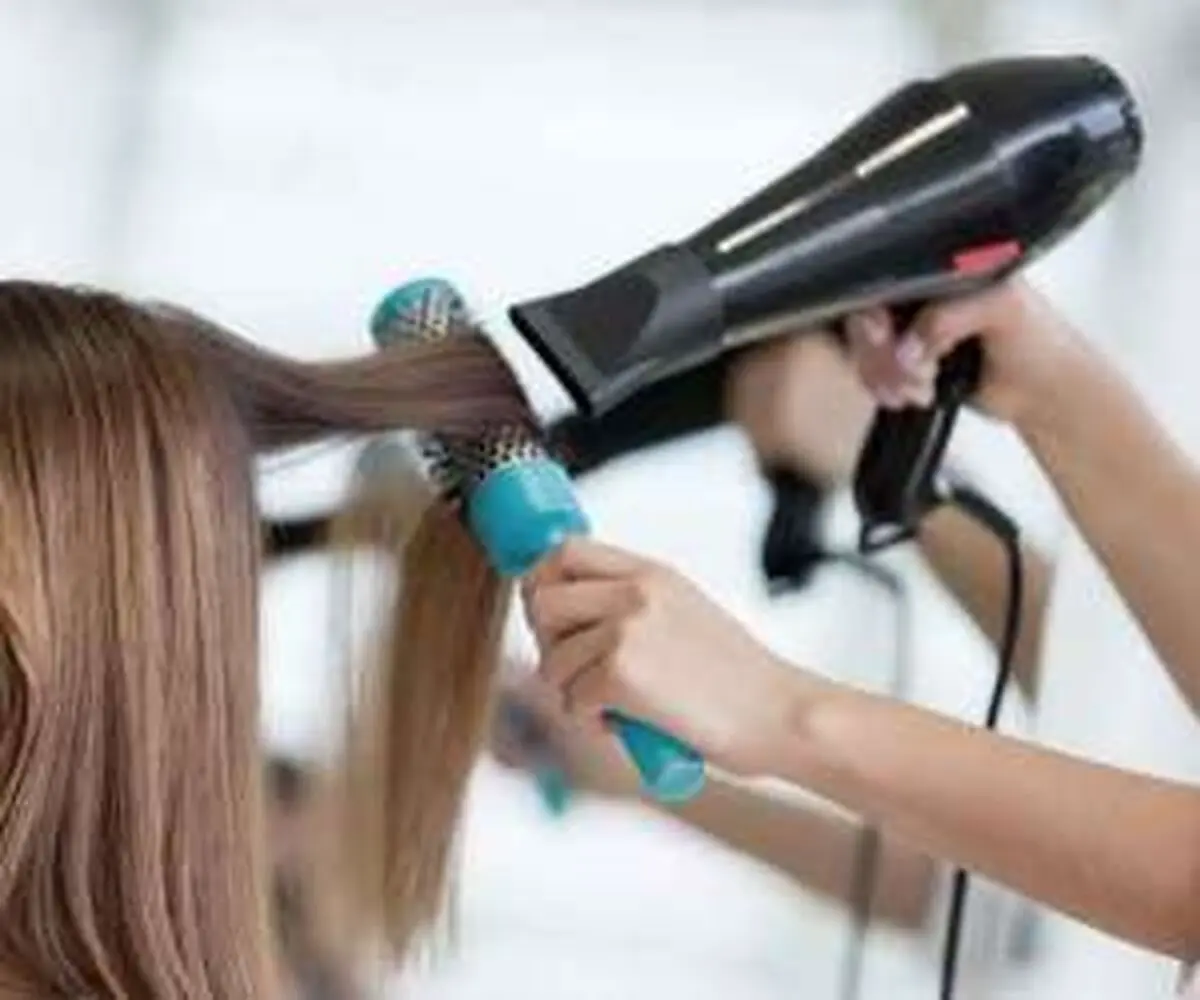 کاربردهای جالب سشوار در خانه داری