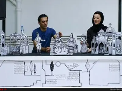 عروسک‌های کاغذی دنبال عروس گم‌شده می‌روند
