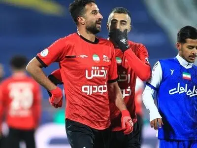  محمدی: بازی را از تراکتور دزدیدند/ برد ما را دو دستی تقدیم استقلال کردند 