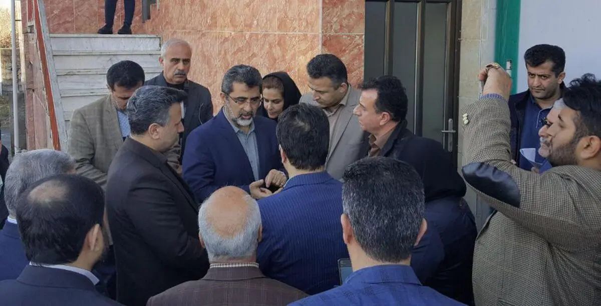 بازدید معاون وزیر کشور از یک واحد تولیدی در املش
