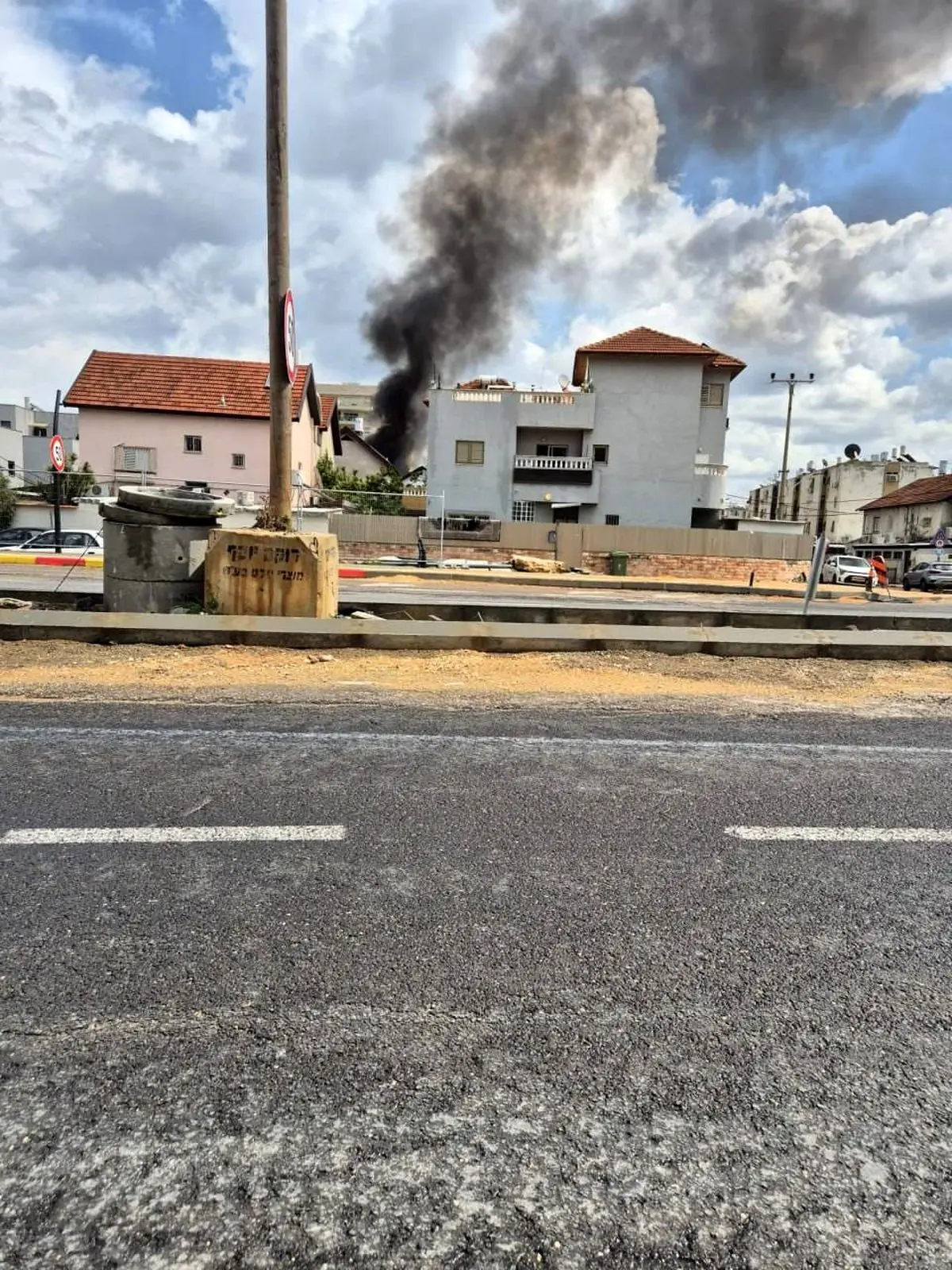 تصاویر اولیه از اصابت در تل‌آویو + فیلم