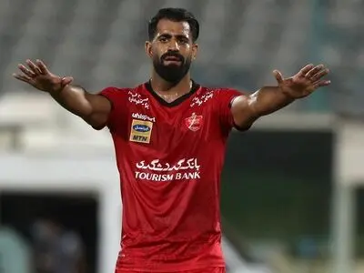 جراحت عمیق مدافع ملی پوش پرسپولیس در آستانه دربی (عکس)