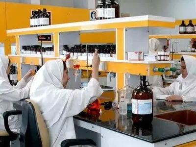 درخواست هزاران داروساز برای ابلاغ آیین‌نامه جدید تاسیس داروخانه‌ها