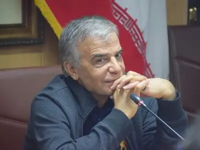 تداوم 10 ساله شرکت « فرآوری و ساخت» به عنوان واحد نمونه کیفی ایران