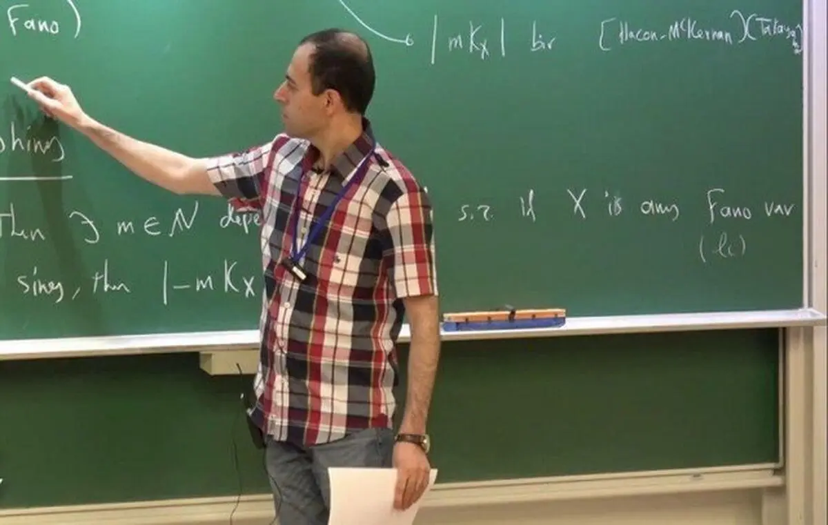 برادرم به‌خاطر درخواست پناهندگی که به انگلیس داده نمی‌تواند به ایران بیاید