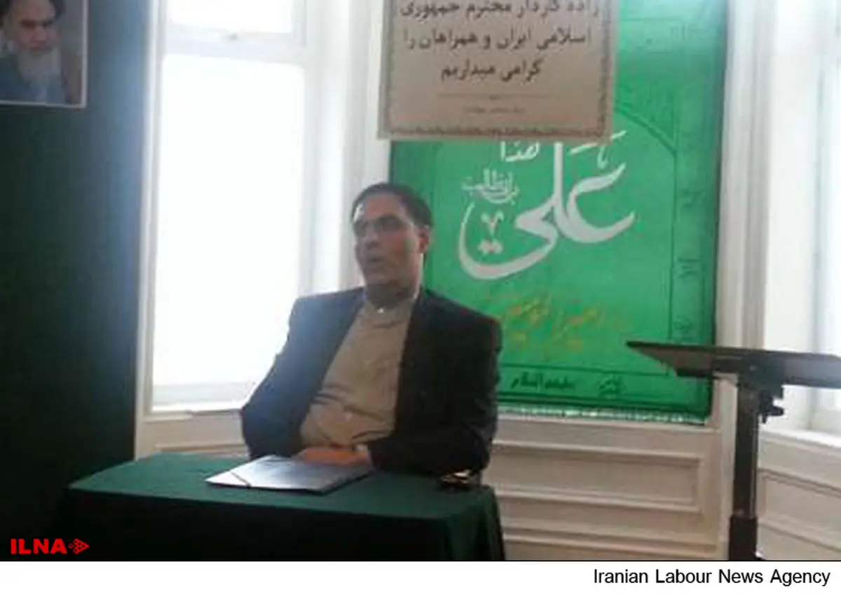 حضور کاردار ایران در جمع ایرانیان انگلیس/ ارائه خدمات کنسولی در نیوکاسل
