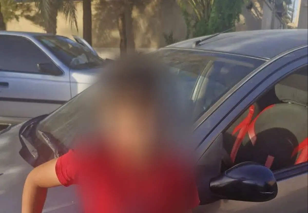 رانندگی کودک ۱۲ ساله با خودرو سواری