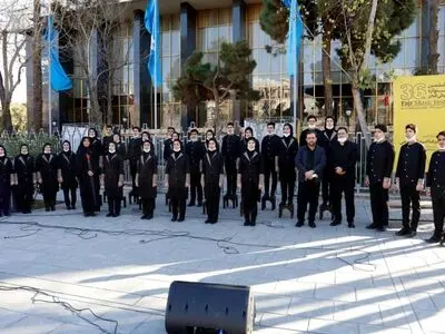 فرزندان ایران یار دبستانی را اجرا کردند