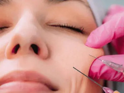 ۷ عارضه هولناک ژل و فیلرهای تقلبی