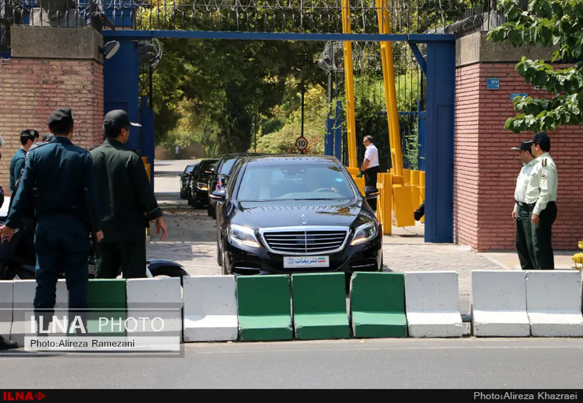 سفارت انگلستان در تهران بازگشایی شد