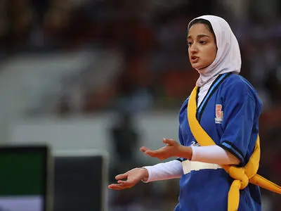 من هم پلنگ جویبار هستم / قهرمان من رضا یزدانی است / هنوز هم از من می‌پرسند دختر مگر کشتی گیر می‌شود