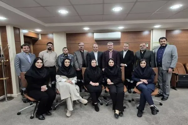 نشست صمیمی مدیران روابط‌عمومی گروه توسعه معادن و فلزات به‌مناسبت هفته ارتباطات