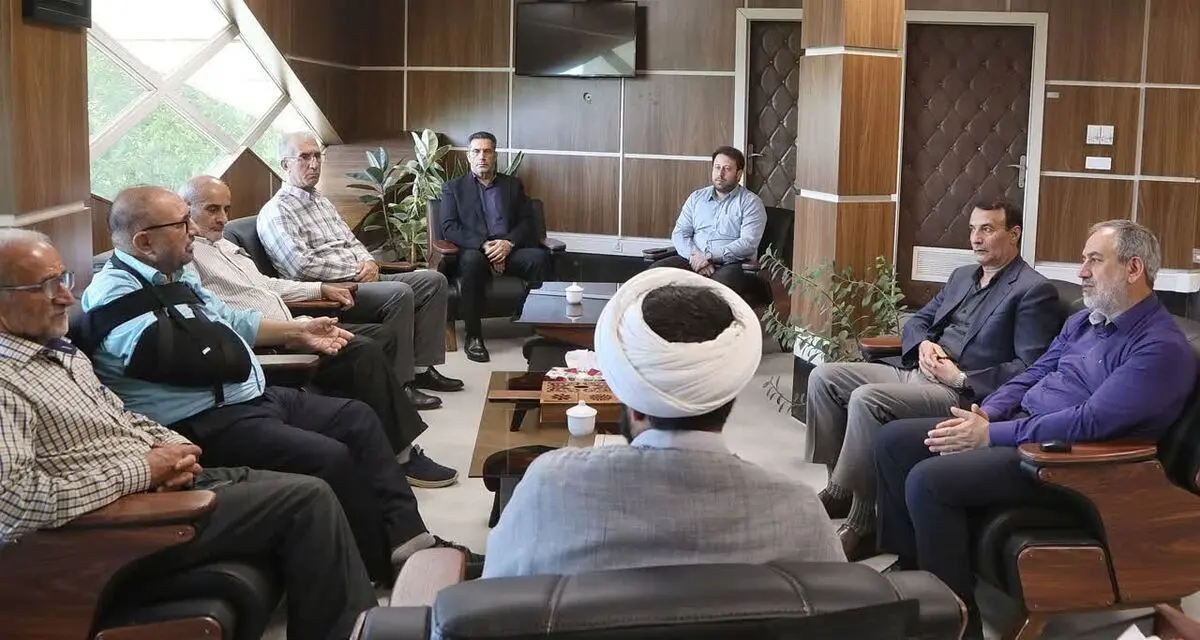 تأکید معاون اقتصادی استاندار قزوین بر رفع موانع تولید تأکید معاون اقتصادی استاندار قزوین بر رفع موانع تولید