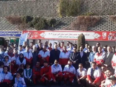 بازدید دبیرکل هلال احمر کشور از ایستگاه‌های خدمات نوروزی و پایگاه‌های هلال احمر کرج