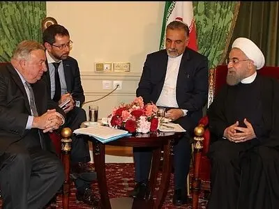 روحانی روسای شرکت‌های توتال و ایرباس فرانسه را به حضور پذیرفت