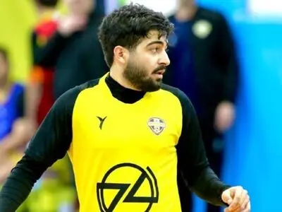 بازیکن فوتسال لژیونر شد 