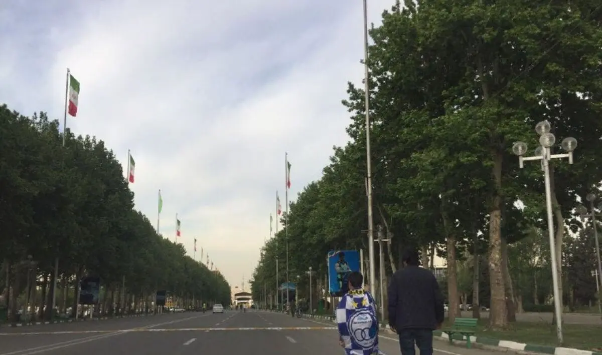 حضور کمرنگ طرفداران استقلال در ورزشگاه آزادی(عکس)