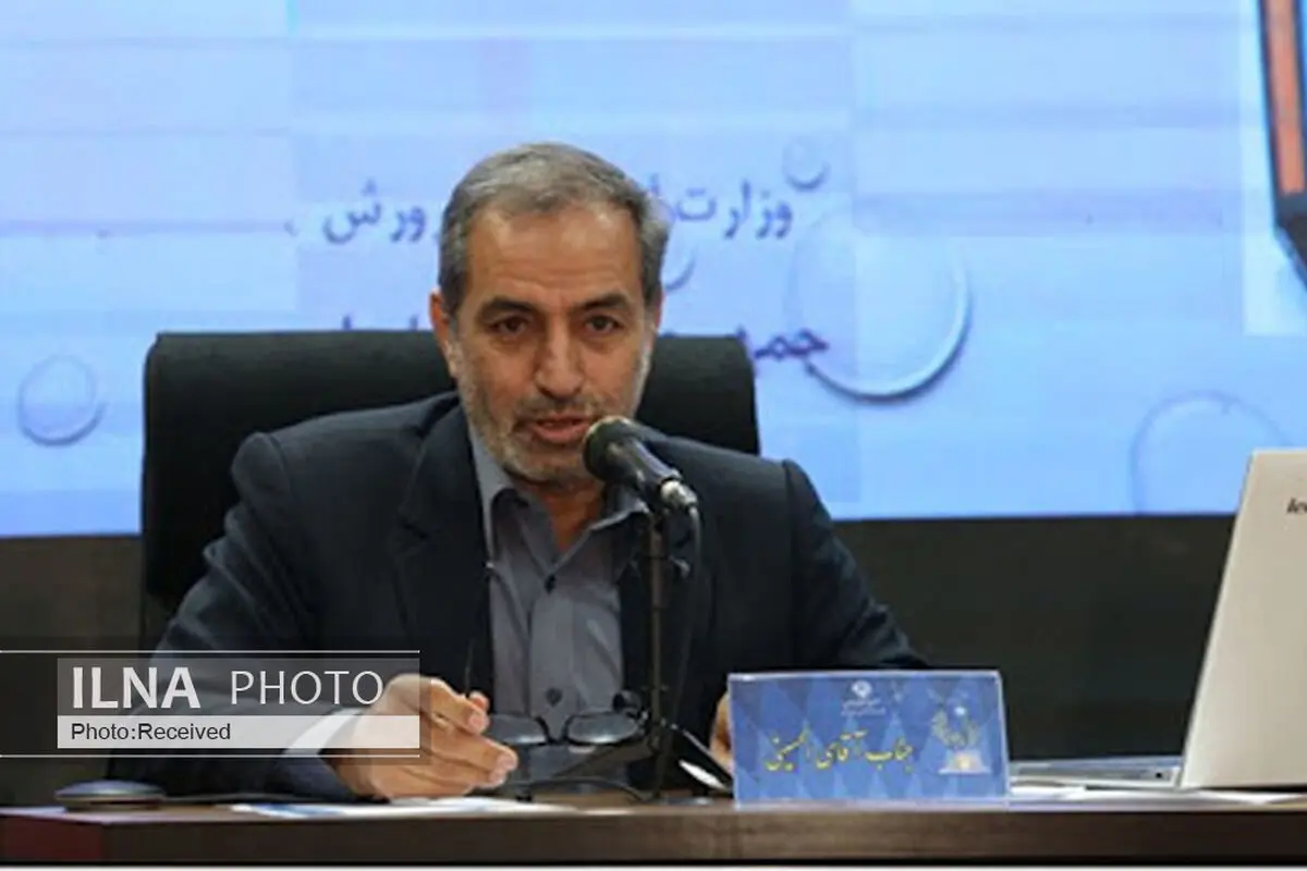 ابزار آموزش مجازی در بازار نیست/ فقط ۸۰ هزار تبلت در سال تولید می‌شود