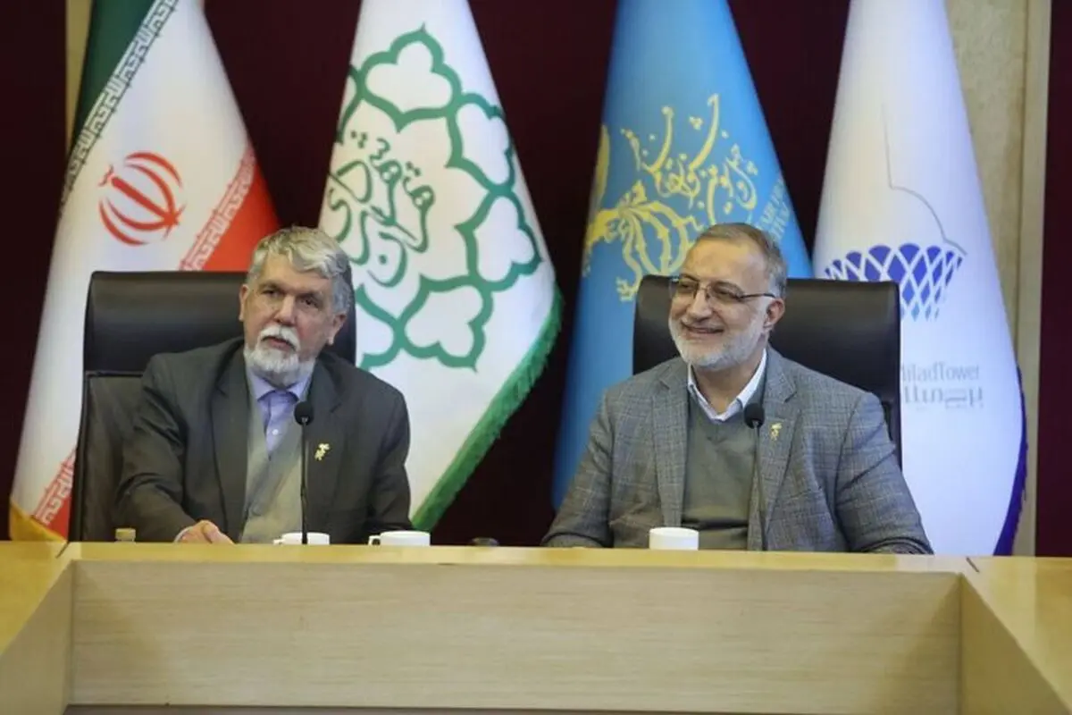 ​بازدید زاکانی و صالحی از برج میلاد در آستانه شروع جشنواره فیلم فجر

