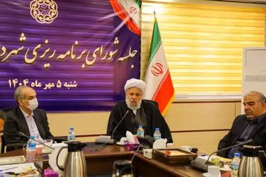 حفظ ارزش‌های انقلاب و خدمت به مردم در اولویت است