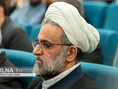 واکنش عضو خبرگان رهبری به موضوع بازنگری در قانون اساسی؛ به روزرسانی ظرفیت‌های مغفول قانون اولویت بیشتری دارد