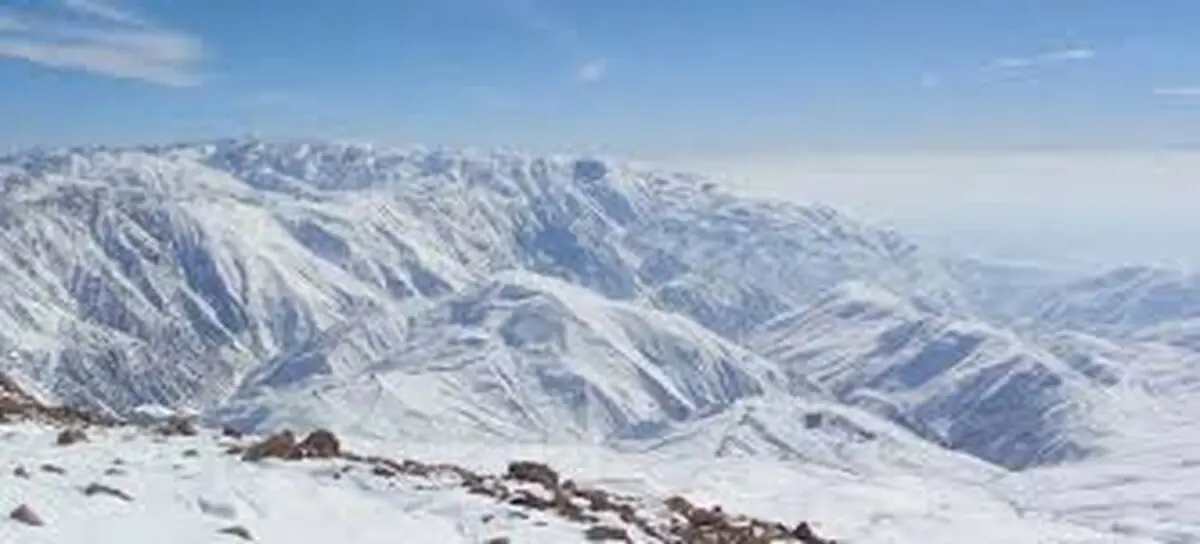 تصاویر بهت‌آور از خشکی رشته کوه‌ بینالود در شرق ایران +فیلم