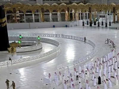 برگزاری نماز عید فطر در مسجد النبی و مسجد الحرام، بدون حضور نمازگزاران