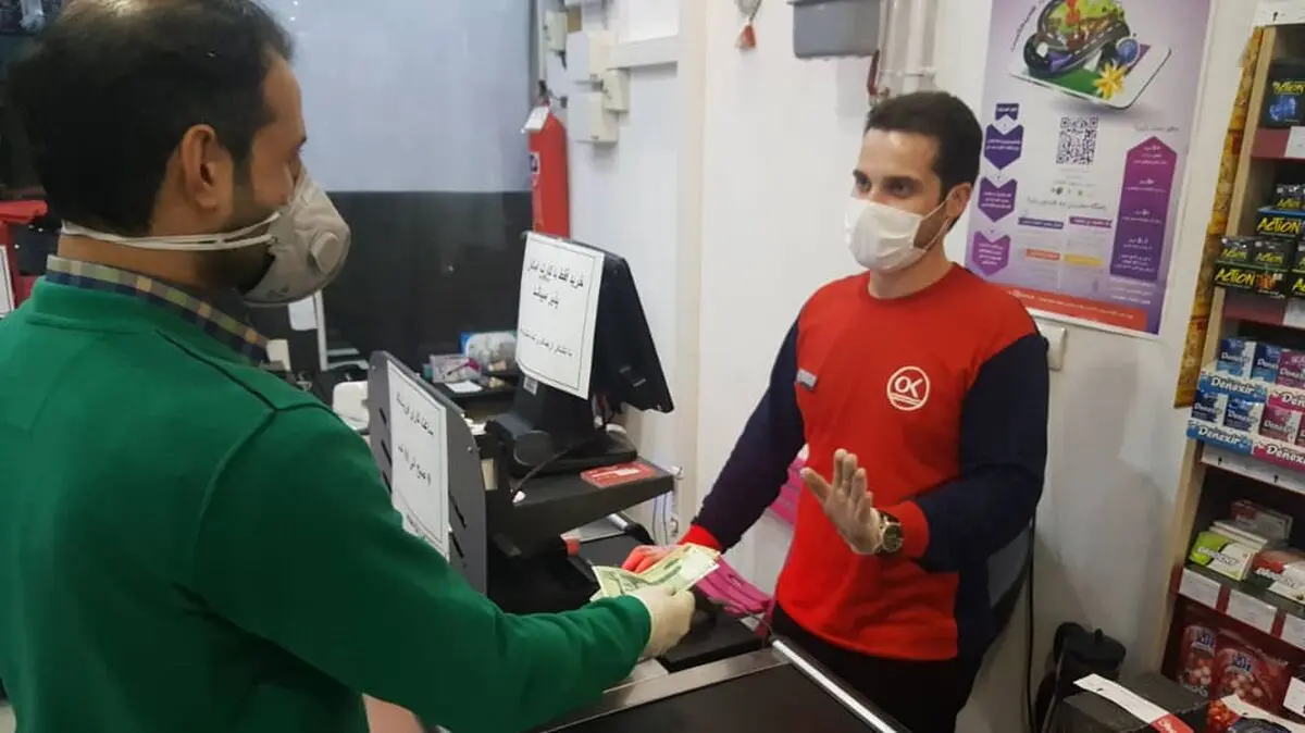 افق کوروش تا پایان بحران کرونا پول نقد و کالای مرجوعی دریافت نمی‌کند