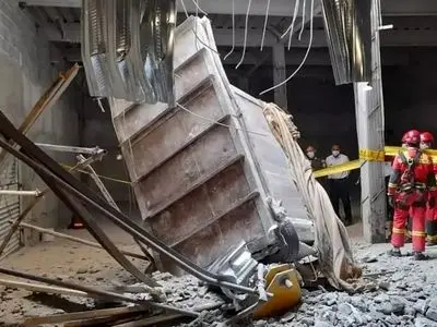 مرگ کارگر ساختمانی ۵۰ ساله بر اثر سقوط دستگاه بالابر