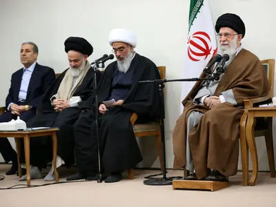 القائد یؤکد ضرورة بث روح المقاومة لدى الاجیال القادمة