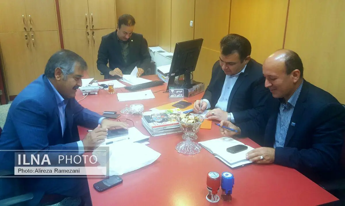 انعقاد تفاهم‌نامه با بانک‌پارسیان برای تکمیل پروژه آبرسانی به لیکک بهمئی