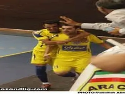 توقف فرش آرای مشهد در برابر شهید منصوری قرچک