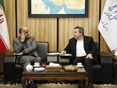 همکاری سازمان ثبت اسناد و املاک کشور و شرکت ایران خودرو در راستای صیانت از حقوق عامه و ثبت طرح‌های صنعتی