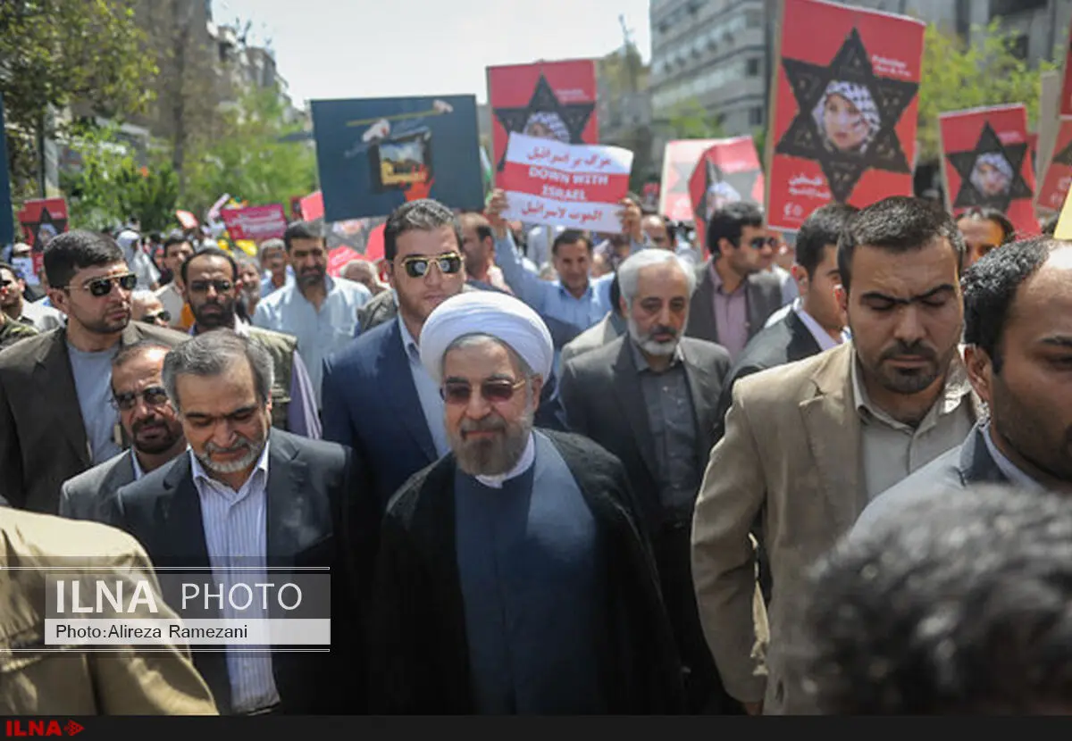 روحانی به جمع راهپیمایان روز جهانی قدس پیوست