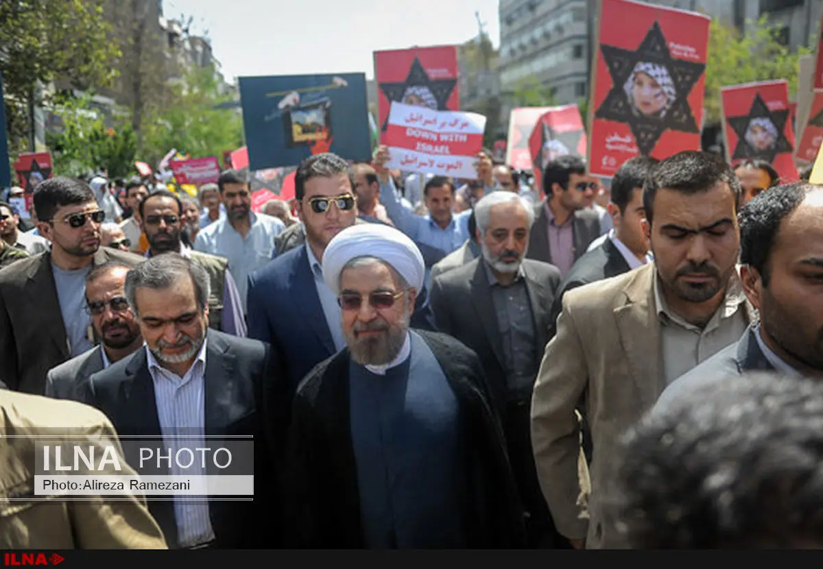 روحانی به جمع راهپیمایان روز جهانی قدس پیوست