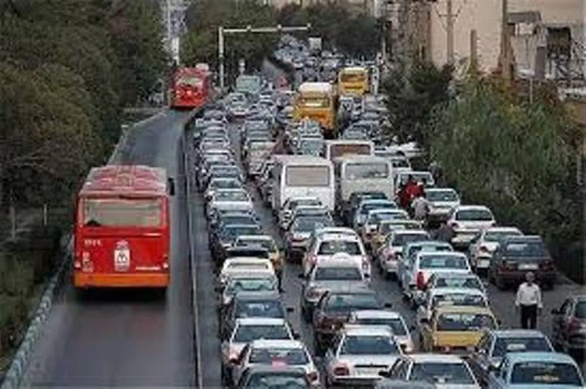 وضعیت ترافیکی معابر بزرگراهی و اصلی تهران در روز سه‌شنبه