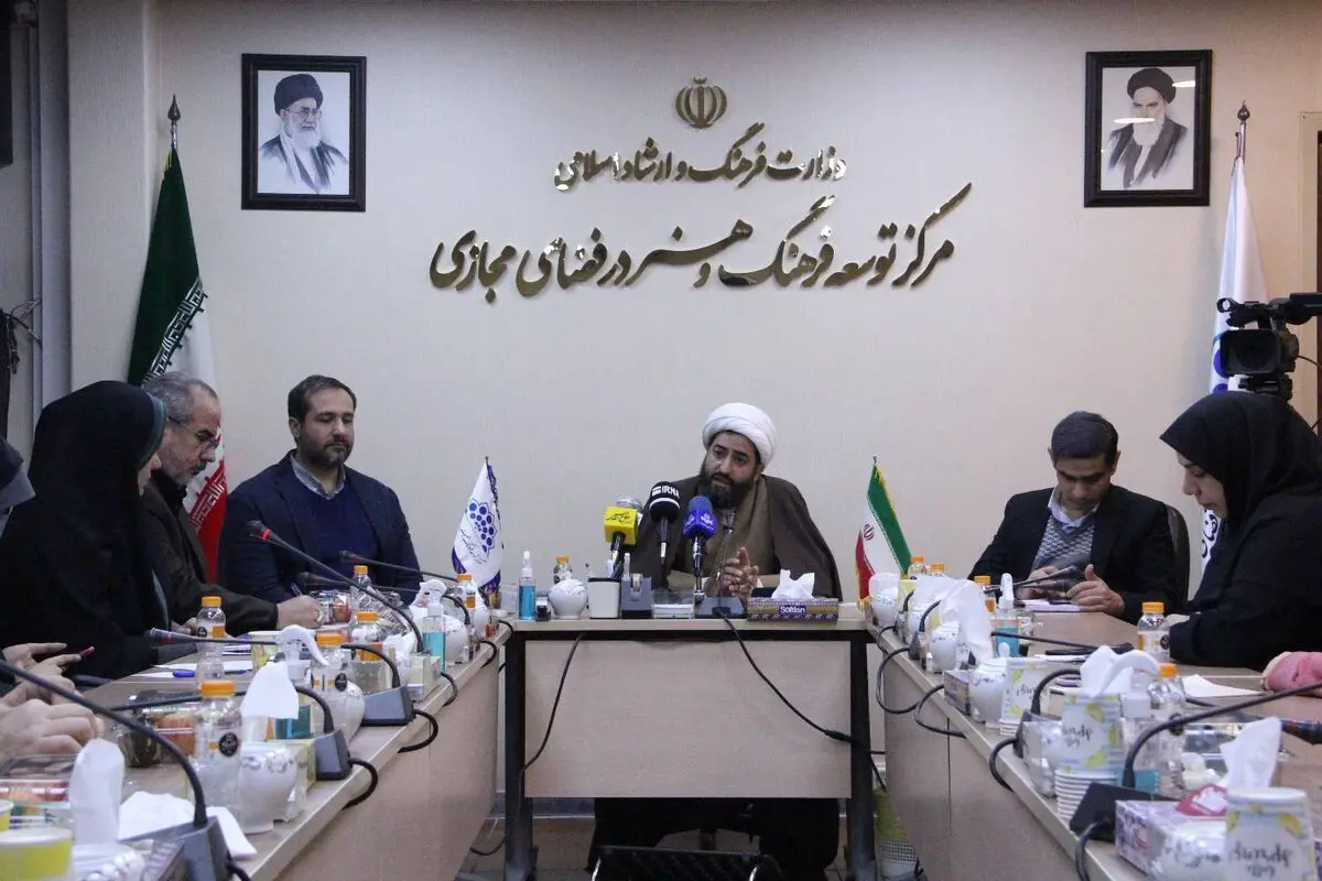 منابع فضای مجازی در عرصه ملی باید منافع کشور را به دنبال داشته باشد/ افتتاحیه نمایشگاه رسانه‌های دیجیتال با حضور وزیر ارشاد 
