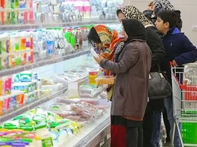 Iran's annual inflation rate drops to 35.5% in July