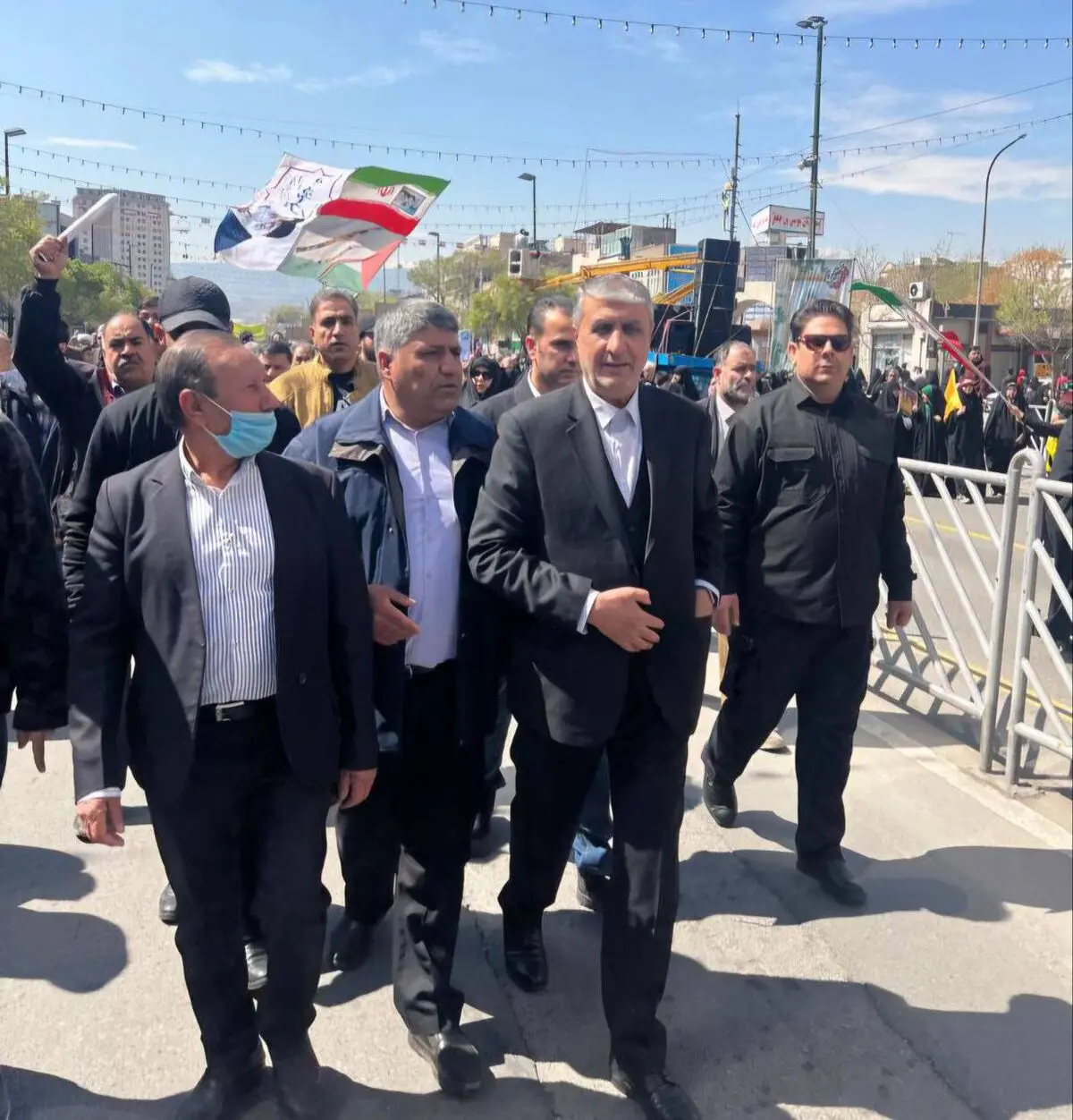 حضور  رئیس سازمان انرژی اتمی در راهپیمایی روز جهانی قدس