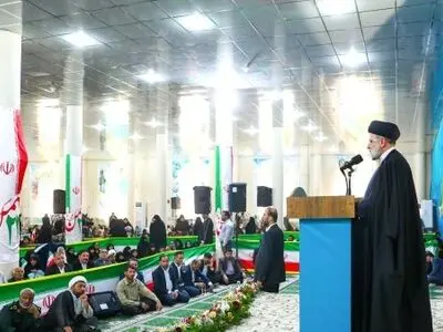 الرئیس رئیسي: لن نبدأ حربا لکن سنرد بقوة على کل من یتنمّر علینا