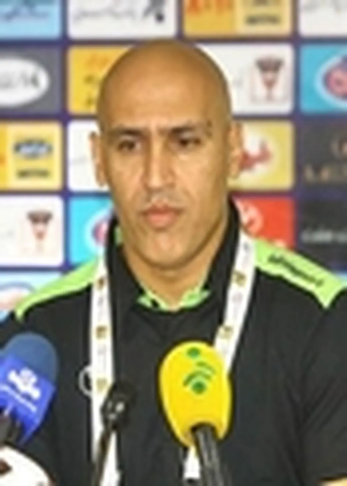 منصوریان: پرسپولیس به جای بازیکنان‌محروم یار دوازدهم دارد / از اعتبار باشگاه‌نفت دفاع می‌کنیم