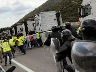  نجات ۸ مهاجر عراقی از کامیون یخچال‌دار در اسپانیا