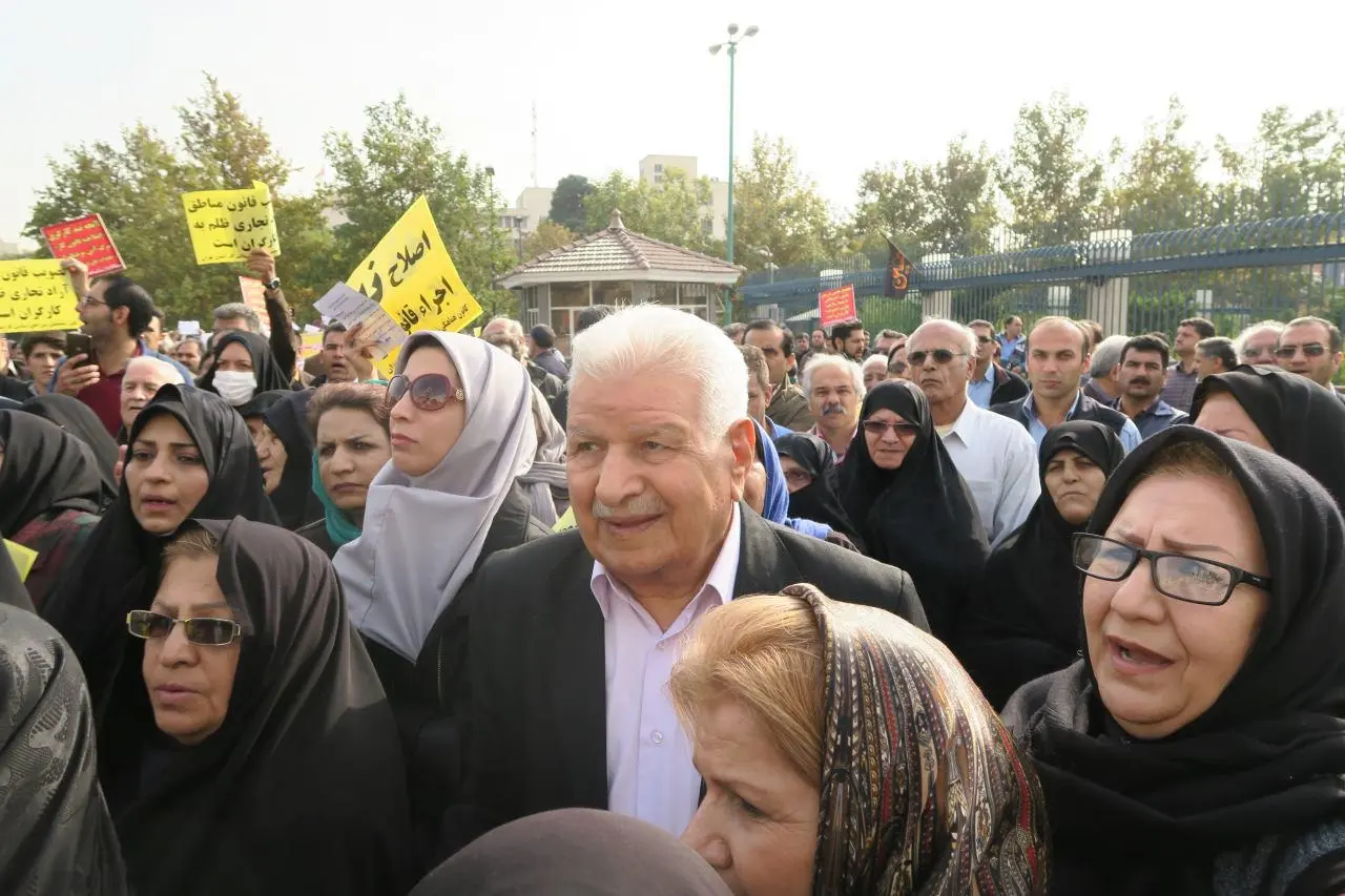 کارگران متحد شدند؛ تجمع علیه اصلاحیه ضد کارگری دولت