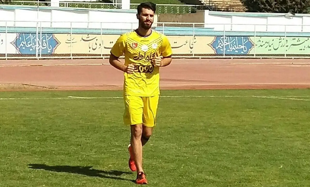 استقلال با دانشگر وارد مذاکره شد