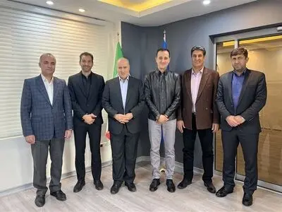  سفر ۲ داور ایرانی به قطر بدون تشریفات