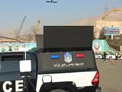 اگر در جاده این پهپاد را بالای سرتان دیدید تعجب نکنید + فیلم
