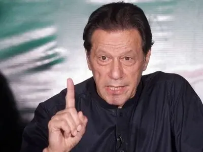 تمدید آزادی مشروط عمران خان تا ۳ روز دیگر